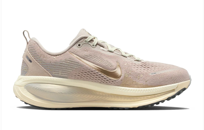 Nike Vomero 18 SE | Everyday Horizons