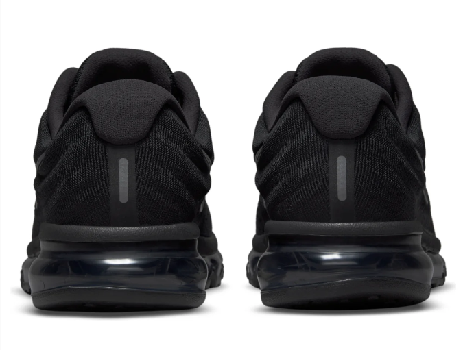 Nike Air Max 2017 Triple Black Sneakers | Midnight Mode